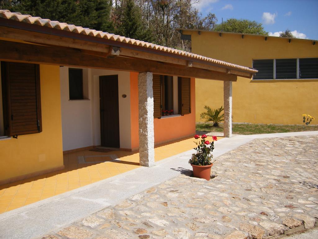 Agriturismo Usurtala Orani Экстерьер фото